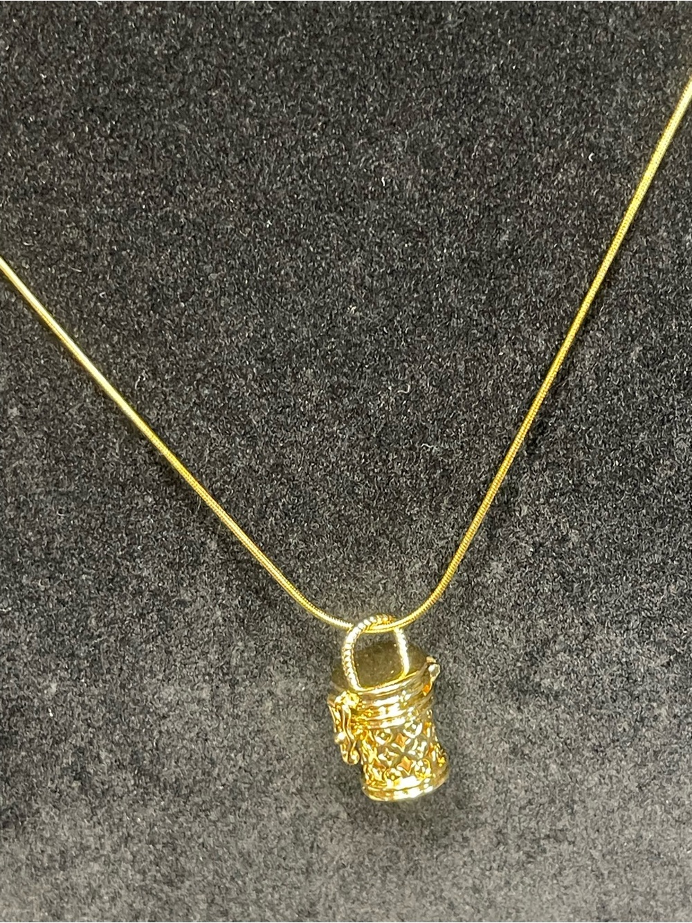 Stainless steel basket necklace